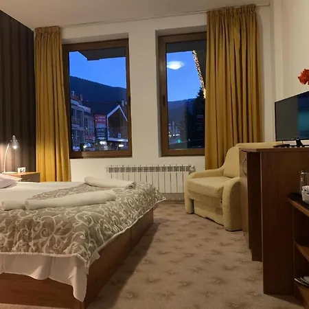 Guest house Granat Double Room 1- Next To Gondola Lift